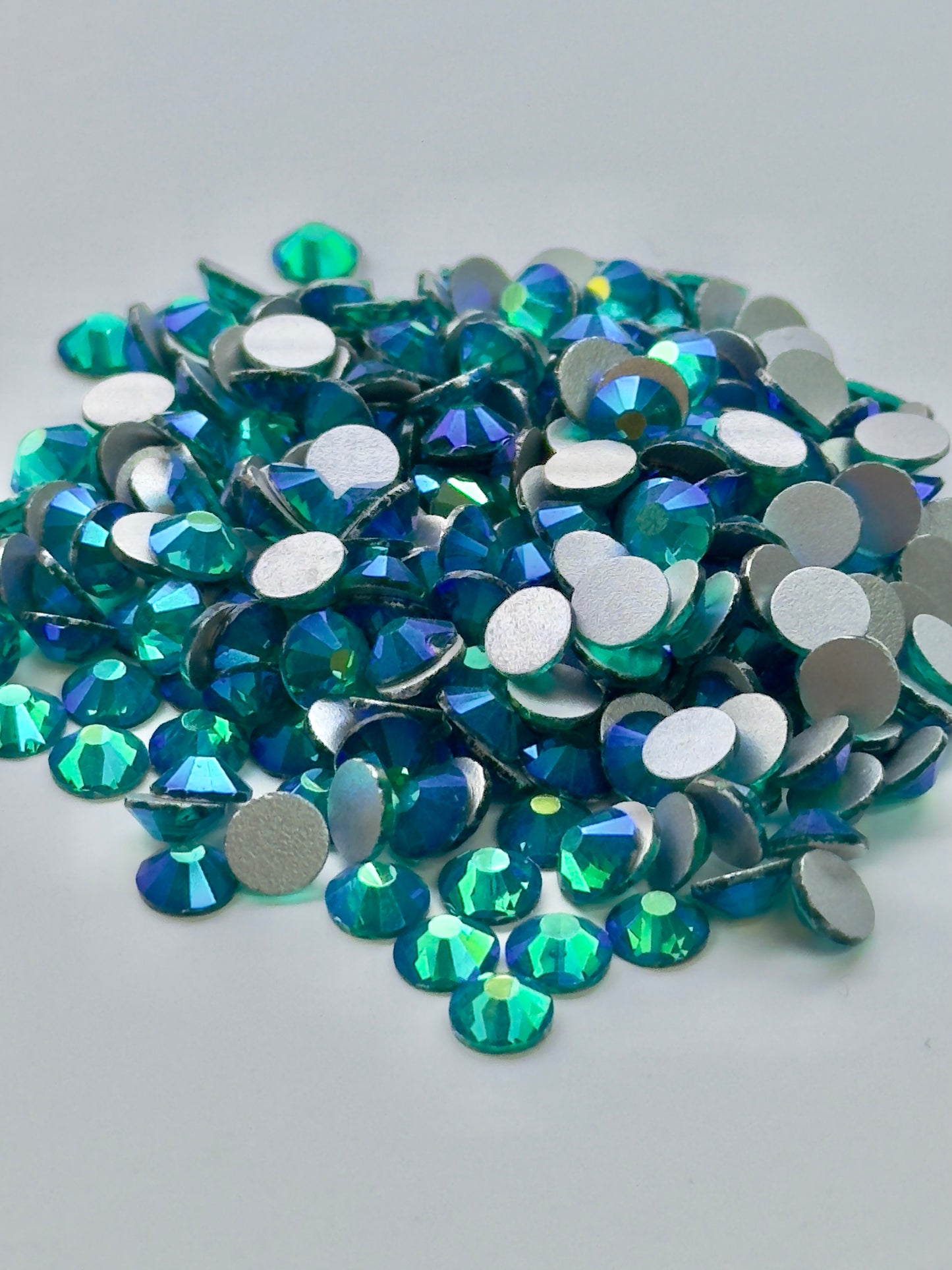 BLUE ZIRCON AB - NON HOTFIX Glass Rhinestone