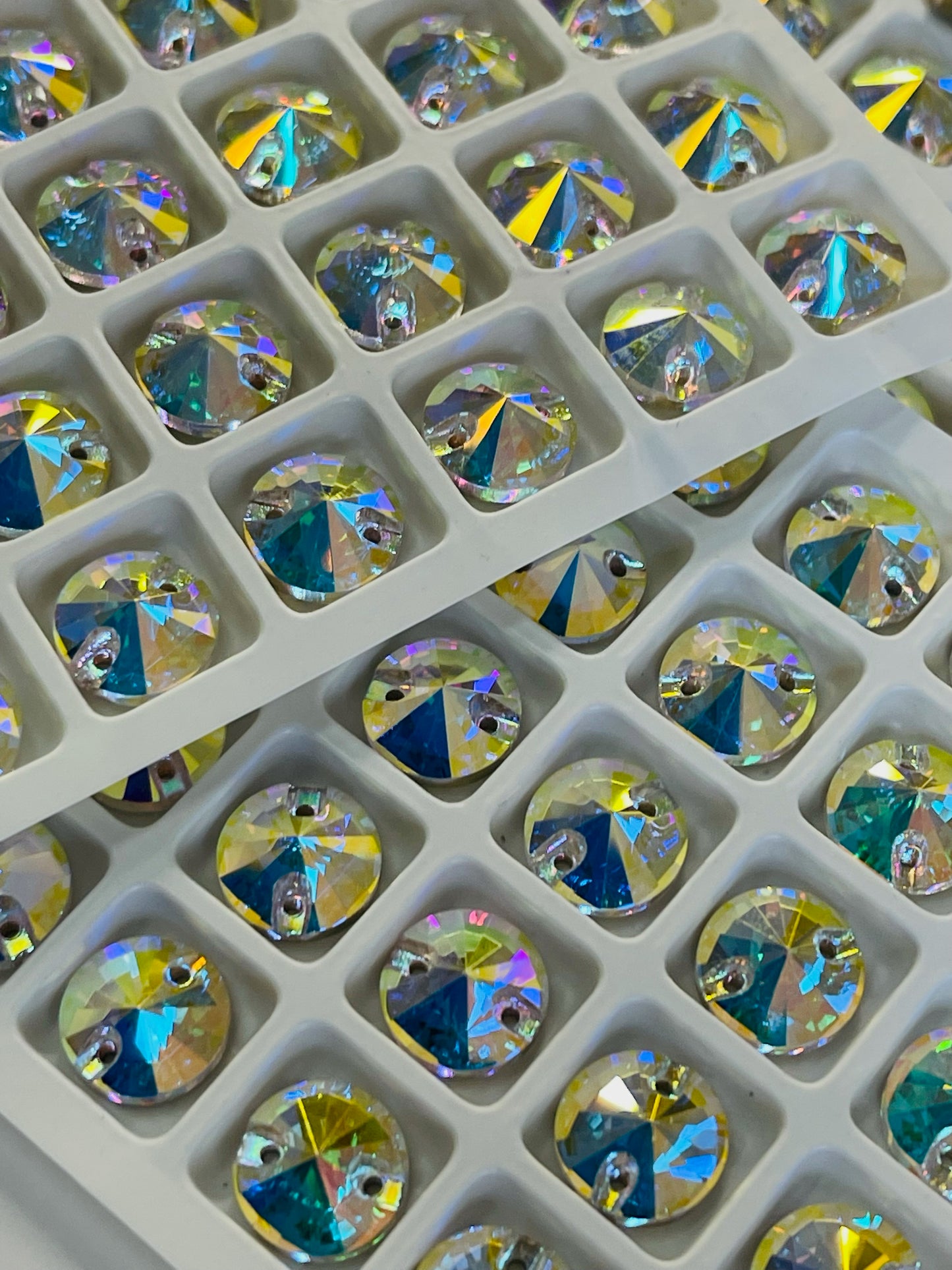 CRYSTAL AB - RIVOLI SEW-ON CRYSTAL FLAT BACK