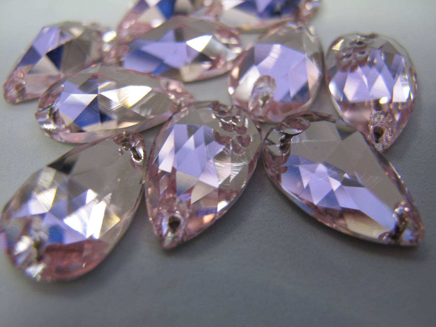 LIGHT ROSE - DROP SEW-ON CRYSTAL 3230 FLAT BACK