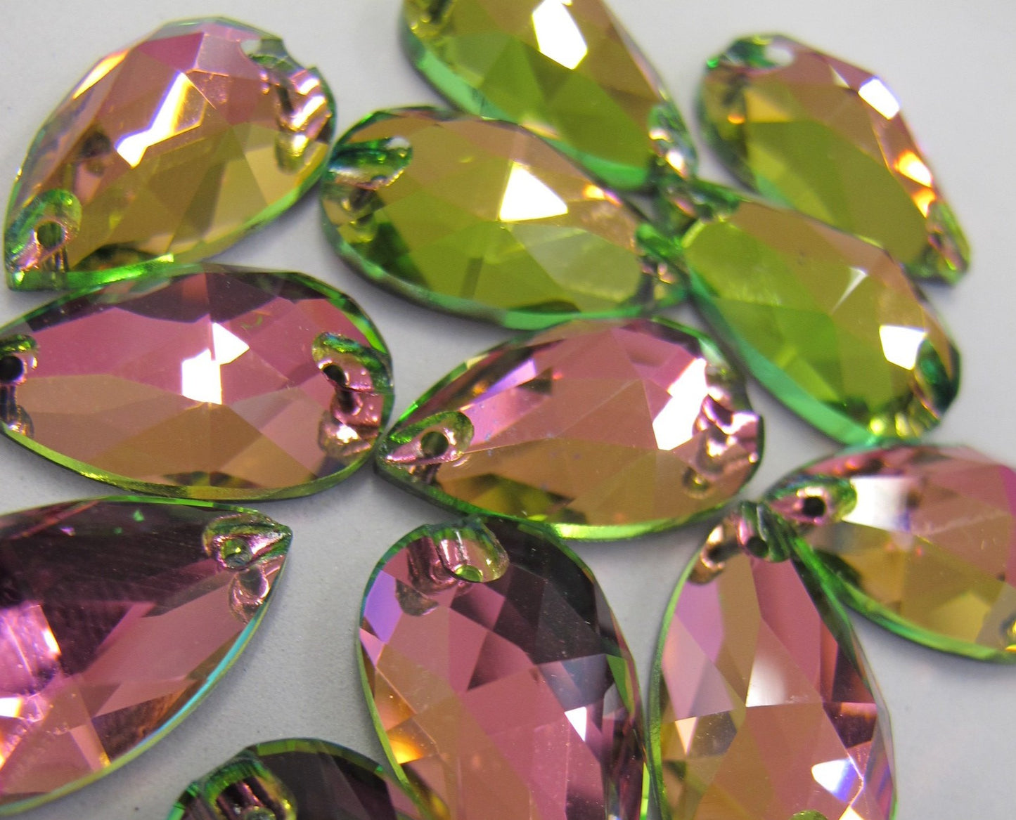 VITRAIL ROSE - DROP SEW-ON CRYSTAL 3230 FLAT BACK