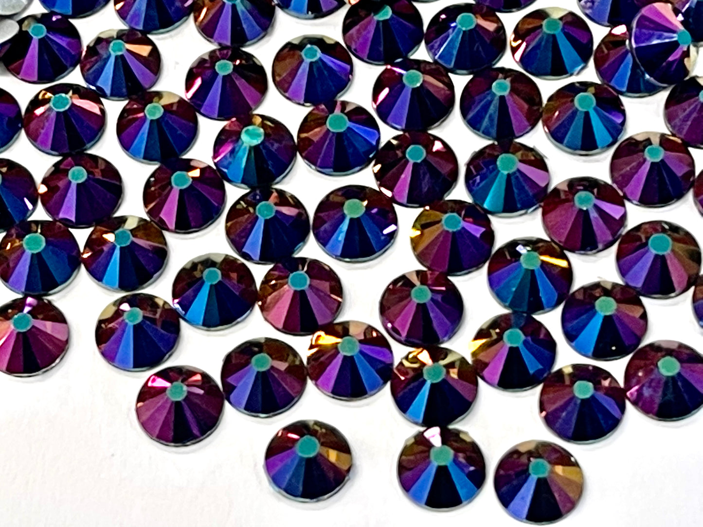 FUCHSIA VELVET - NON HOTFIX Glass Rhinestone