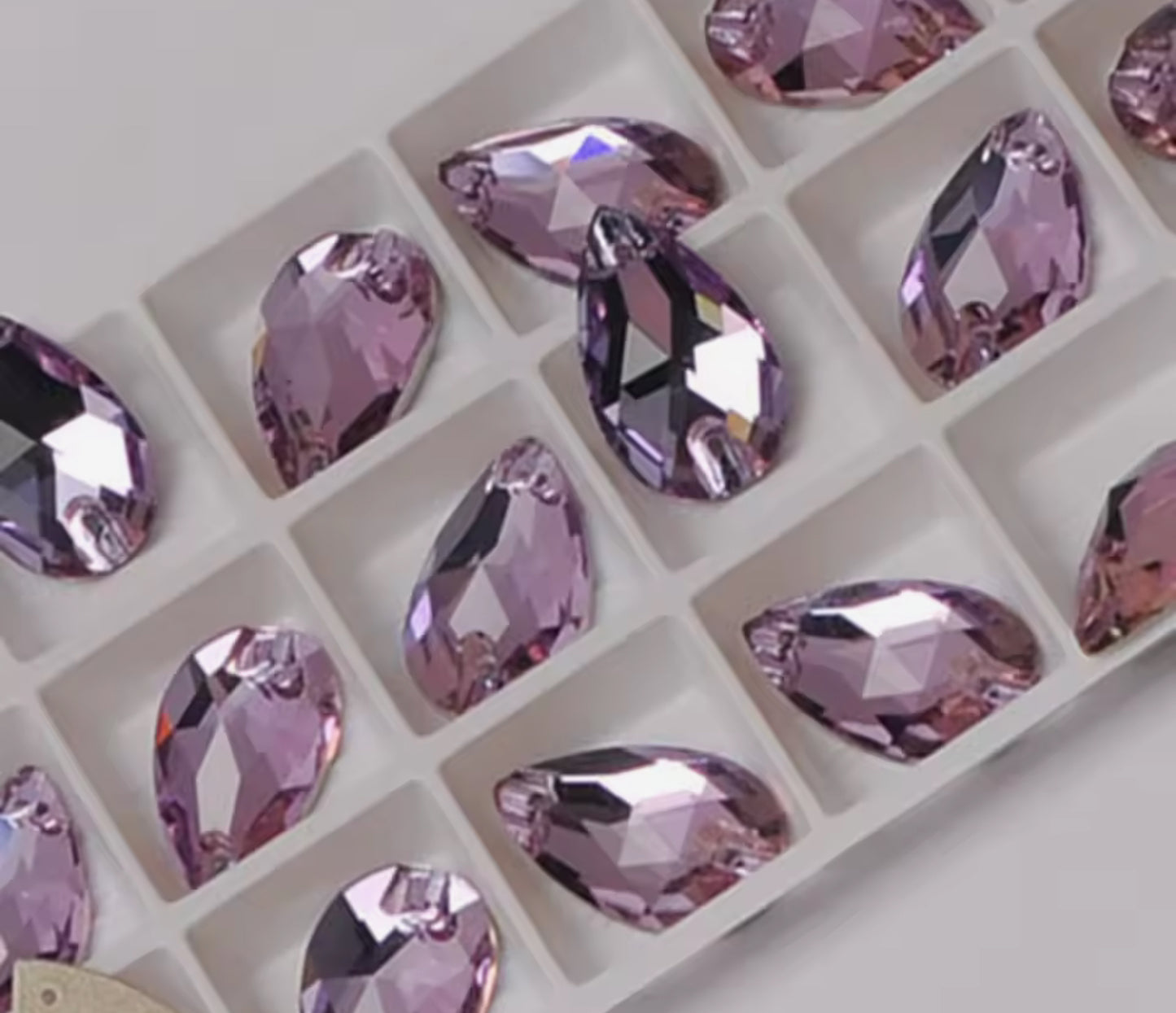 VIOLET -  DROP SEW-ON CRYSTAL 3230 FLAT BACK