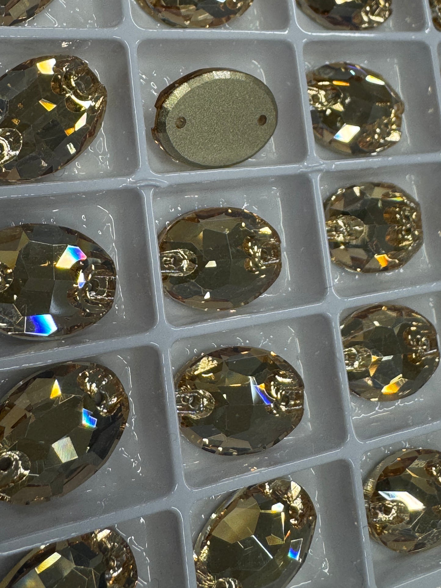 GOLDEN SHADOW -  OVAL - SEW-ON CRYSTAL FLAT BACK